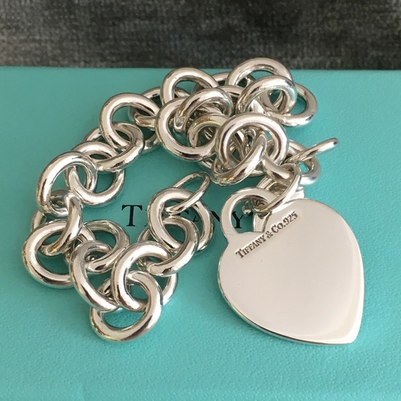 Medium 7.5" Tiffany & Co Blank Heart Tag Charm Bracelet in Sterling Silver - Picture 2 of 5